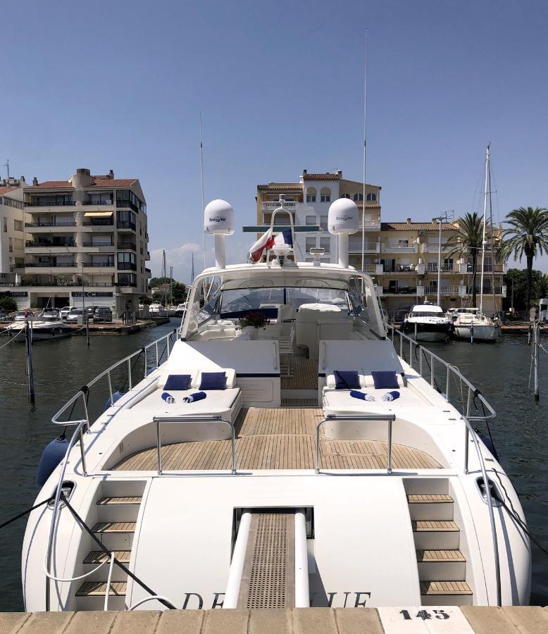 Home Sweet Boat - Chambres D'Hotes Empuriabrava Exterior foto